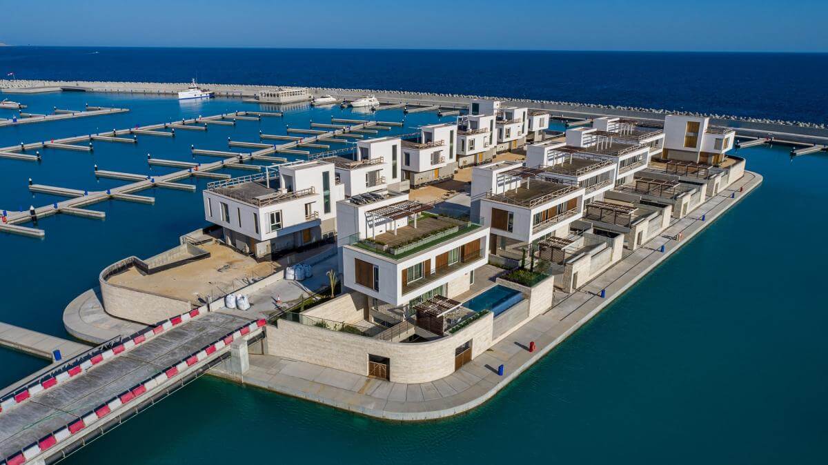 ayianapa 4 (1)